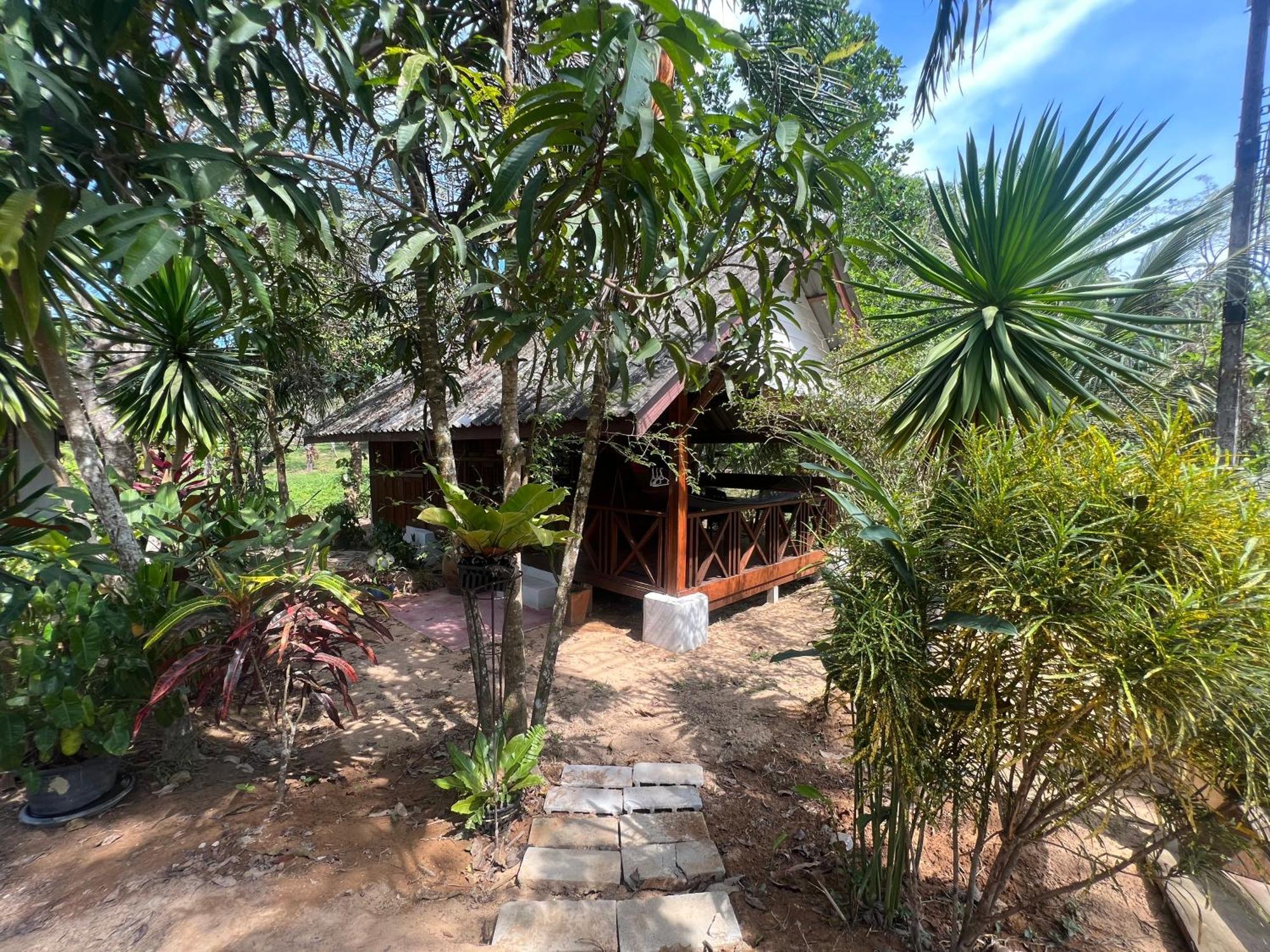 Phayam Valley Homestay Koh Phayam Exterior photo